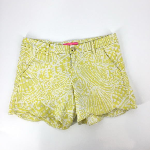 Lilly Pulitzer Palmita Shorts in Lilly’s Lemon Sea Cups - Picture 2 of 15